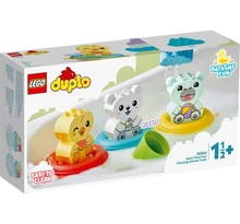 Vidám fürdetéshez: Úszó állatos vonat