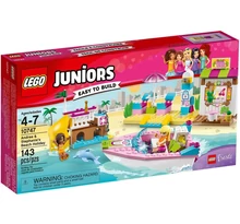 Andrea és Stephanie tengerparti nyaralása